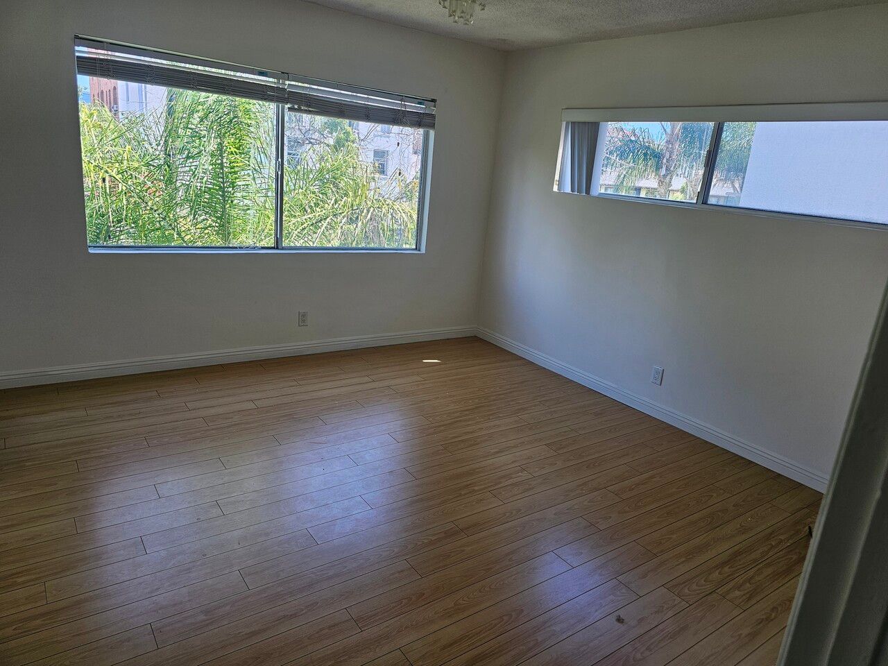 421 S. Manhattan Pl 1bed 1bath 썸네일 4