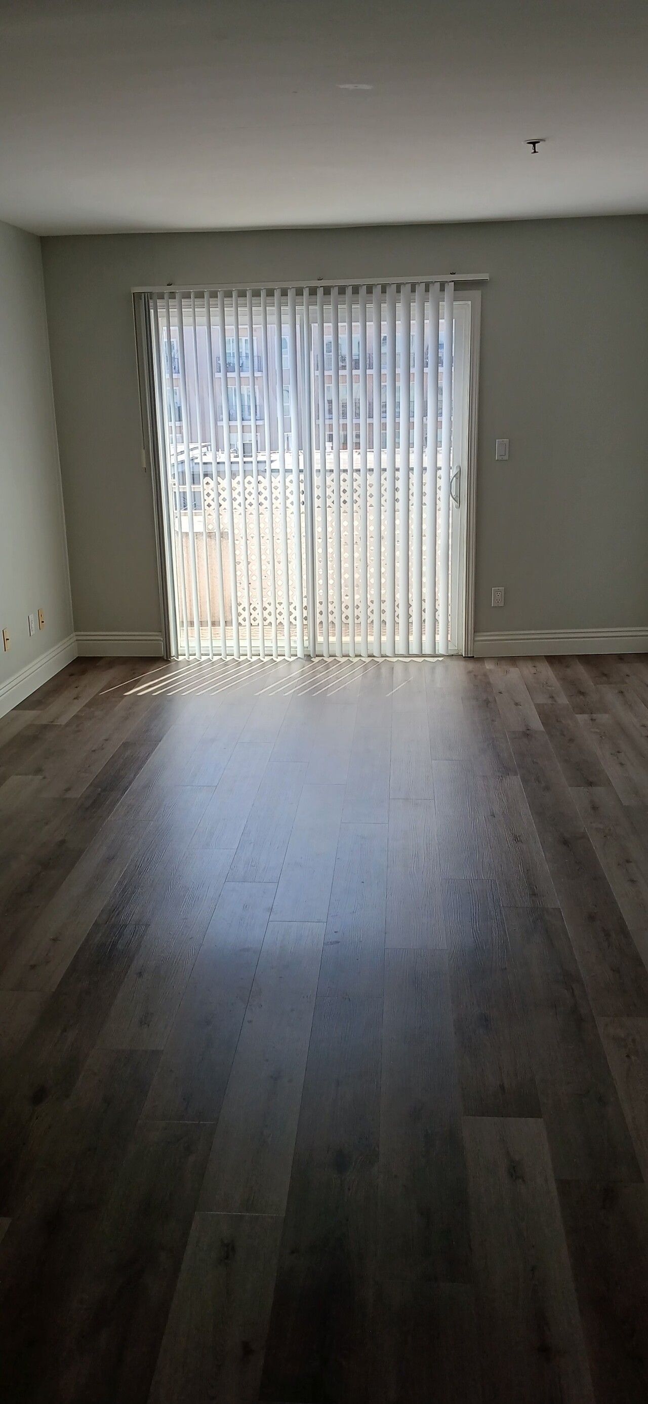 엘에이 한인타운 중심 아파트 1 bed + 1 bath + 1 parking 썸네일 4